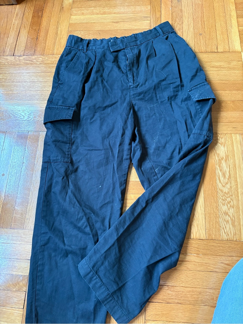 Gap Wide-Leg Cargo Pants
